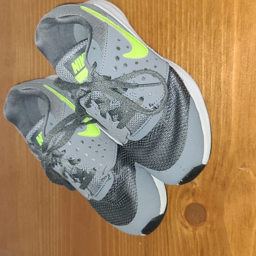 Nike Kid's Sneaker
